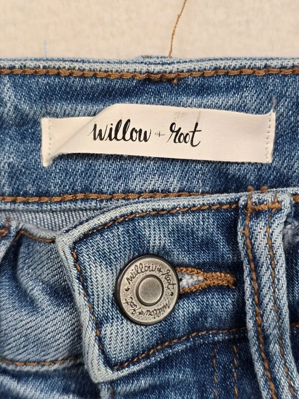 Willow + Root Womens High Rise Mom Jeans Distressed Hem Size 22 X 27 Light Wash - Picture 2 of 7